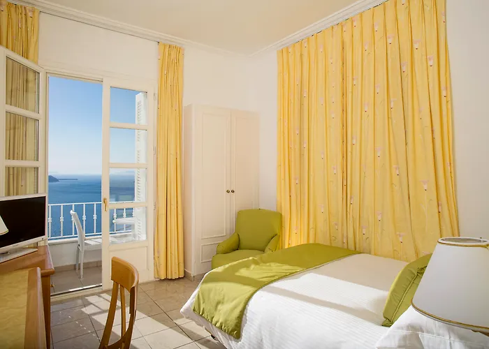 Atlantis Hotel Fira (Santorini)