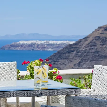 Atlantis Hotel 4*