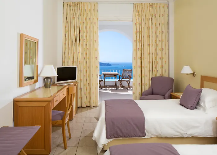 Atlantis Fira (Santorini)