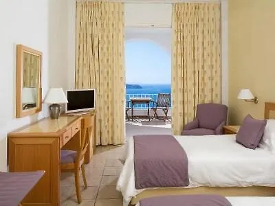 Atlantis 4*