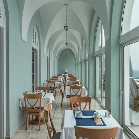 Hotel Atlantis Fira (Santorini)