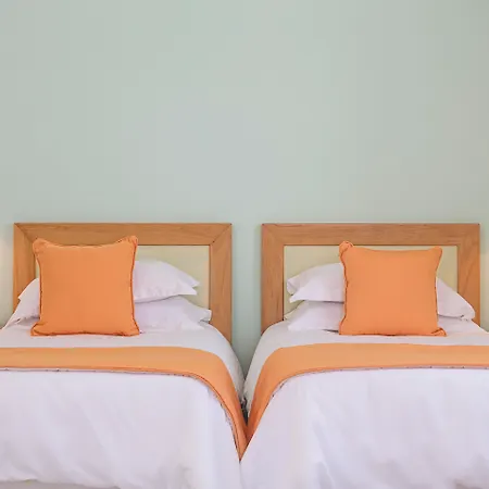 Atlantis Hotel 4*