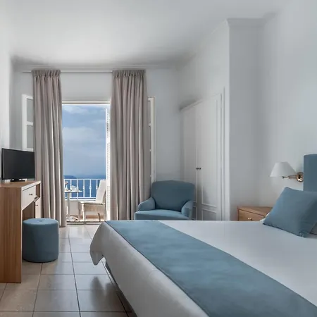 Atlantis Fira (Santorini)