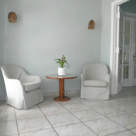 Atlantis מלון 4*