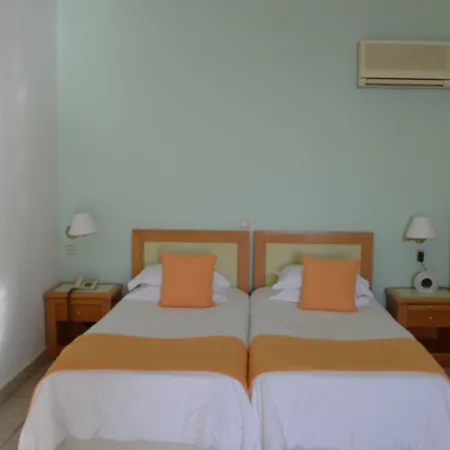 Atlantis Fira (Santorini)