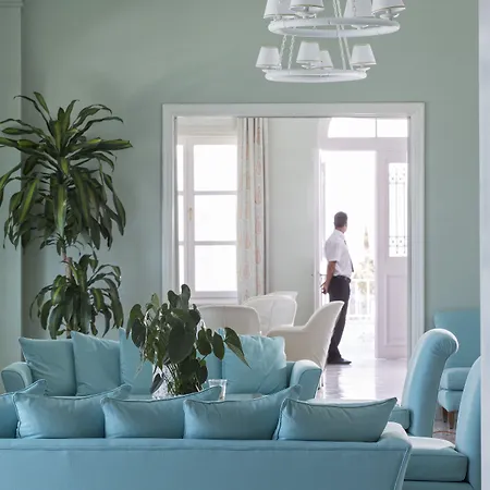 Atlantis Fira (Santorini)