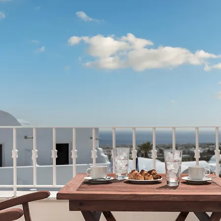 Atlantis Hotel 4*