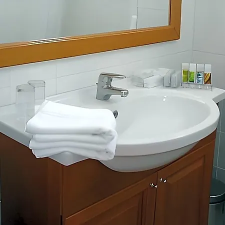 Hotel Atlantis Fira (Santorini)