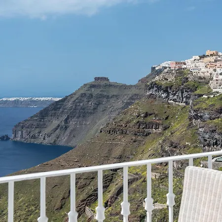 Atlantis Fira (Santorini)