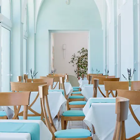 Atlantis 4* Fira (Santorini)